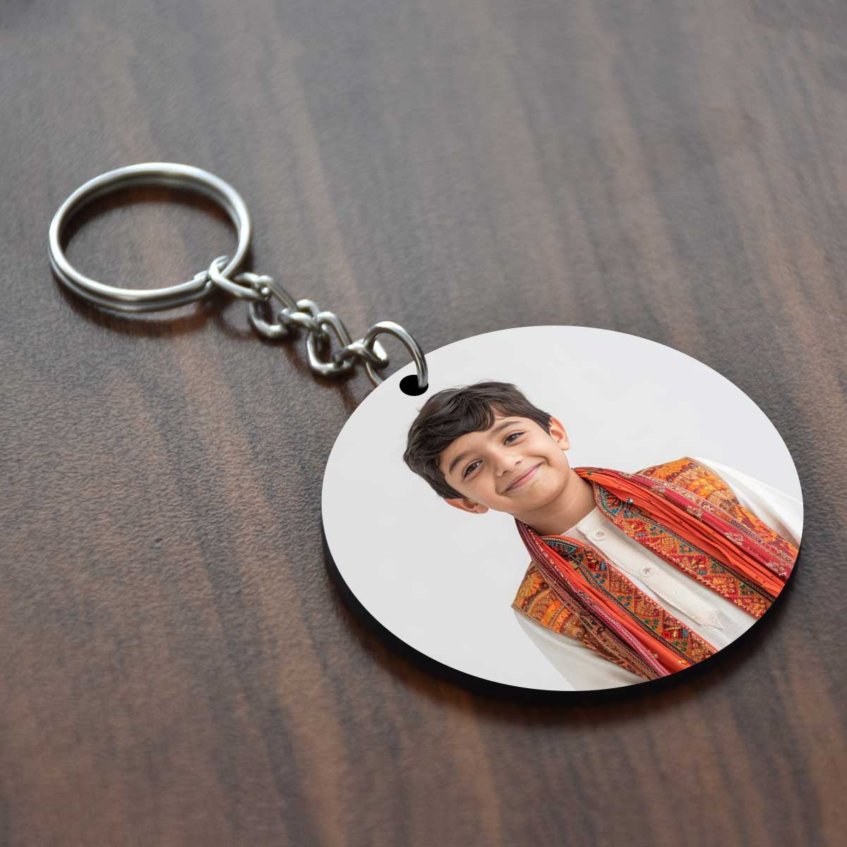 Round-photo-keychain